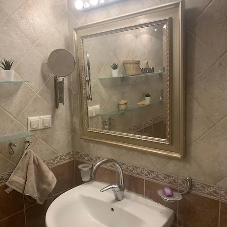 Stylish White 10